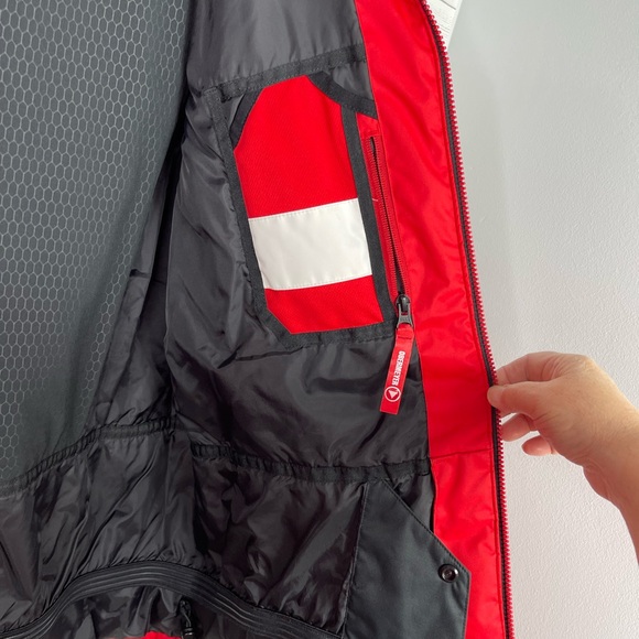 Obermeyer Men's Red and Black Ski Jacket - Picture 5 of 9